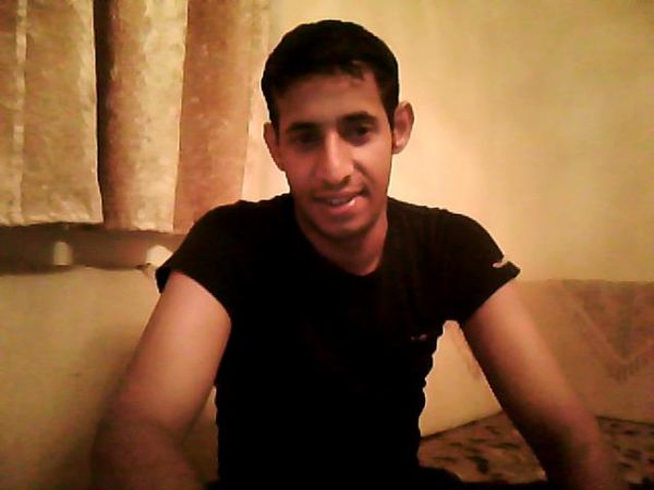 ابكتب لك رسالة حب تعبر